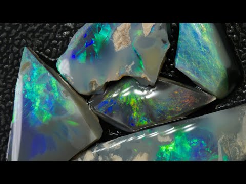 26.3 cts Australian Rough Opal Parcel, Rubs Lightning Ridge