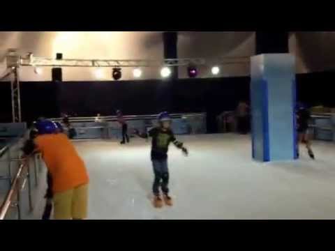 Luiza volta ao Ribeirão Shopping para patinar