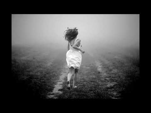 04-Te Tienes que ir- Emprike #MirandoAtrás