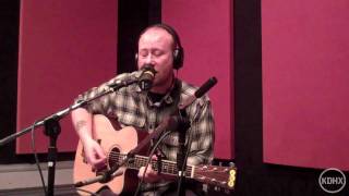 Mike Doughty &quot;(I Want to) Burn You (Down)&quot; Live at KDHX 10/22/09 (HD)
