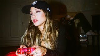 Me Va Muy Bien Lyrics English Translation