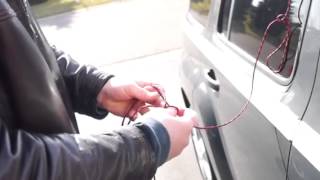 HOW TO UNLOCK A CAR USING A STRING