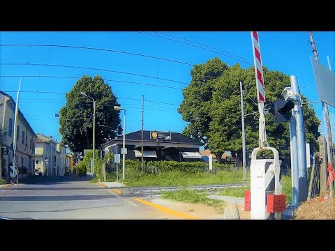 Passaggio a livello Stradella (PV) Via Ticino # railroad crossing # bahnübergang