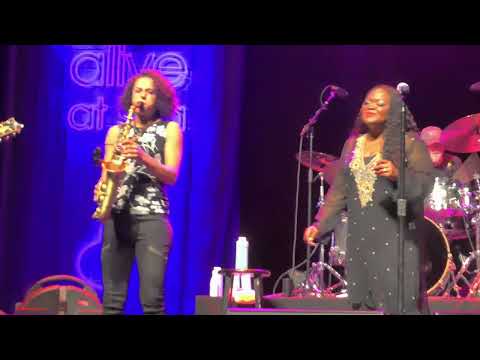 Shemekia Copeland w/ Vanessa Collier - Circumstances