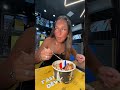 On peut jamais manger en paix avec elles 😂🥲