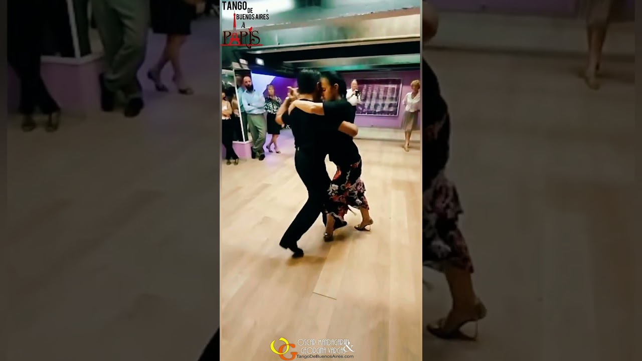 #tango #dancers #tangodebuenosaires  Georgina Vargas Oscar Mandagaran à PARIS tango lessons