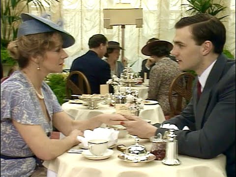 Cause Célèbre by Terence Rattigan - starring Helen Mirren, David Morrissey and David Suchet (1987)