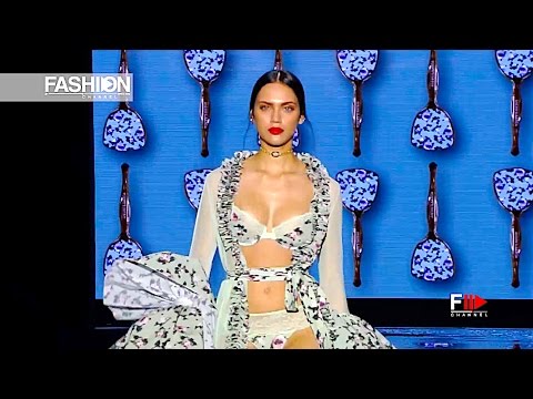 ANDRES SARDA Fall 2017 MBFW Madrid - Fashion Channel