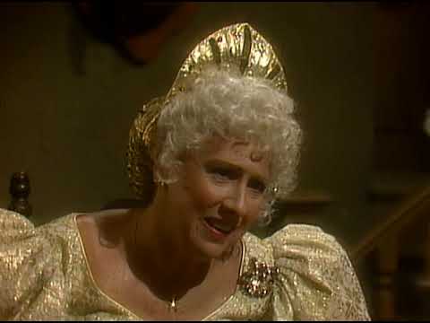 सिंड्रेला की कहानी और फिल्मों में उसके बदलते और रोचक रूप