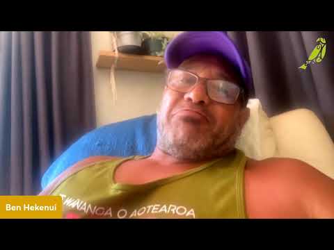 Te Ao Hākinakina with Caps | Ben Hekenui