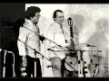 Silvio Rodriguez y Pablo Milanes canta "Masa" de César Vallejo