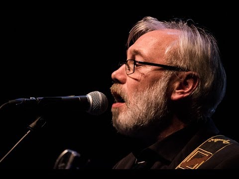 Patrick Riguelle - First We Take Manhattan (Radio 1 Cohen Sessie)