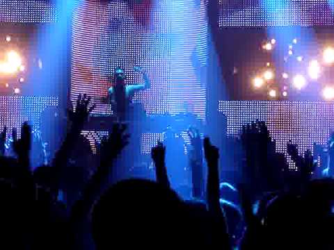 Eddie Hallivell @ Belarus, Minsk @ Sander van Doorn- daddyrock.MPG