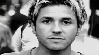 Feeder - &#39;Paperfaces&#39; - Official Music Video - HD