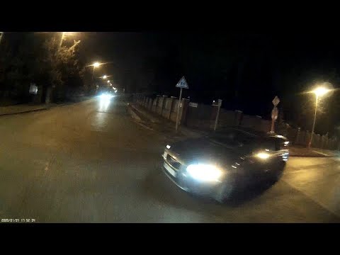 Megijeszt - Scares me