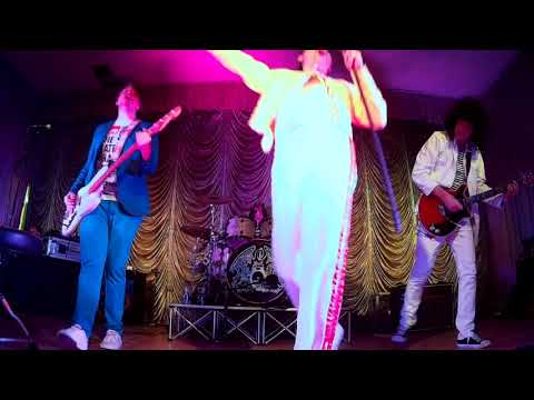 Queen Tribute Band Majesty - Live in Birstall