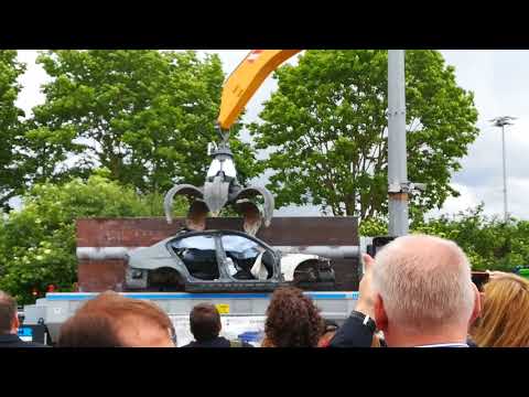 IFAT - Roncsautó LIVE DEMO