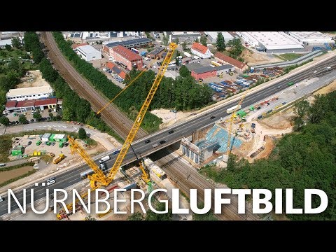 Nächtliche Autobahnbrückeneinsetzung an der A6 bei Schwabach über eine Eisenbahnstrecke, August 2019