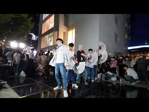 SATURDAY. WIT. HONGDAE STREET UNIQUE FASCINATING CHOREOGRAPHY.