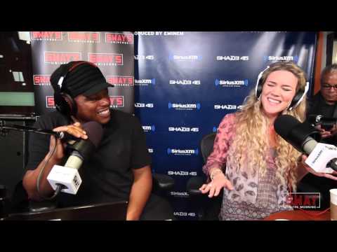 Joss Stone Soulfully Sings over the 5 Fingers of Death | Sway's Universe