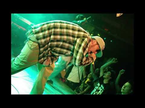 Hard Target - Brick in the Wall (feat. OMH)