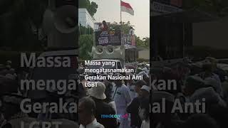 Download lagu TOLAK KONSER COLDPLAY, RATUSAN MASSA LAKUKAN DEMO DI SEKITARAN GBK mp3