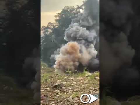 🛑 Operativo militar en Azuay Material explosivo destruido #EjercitoECU