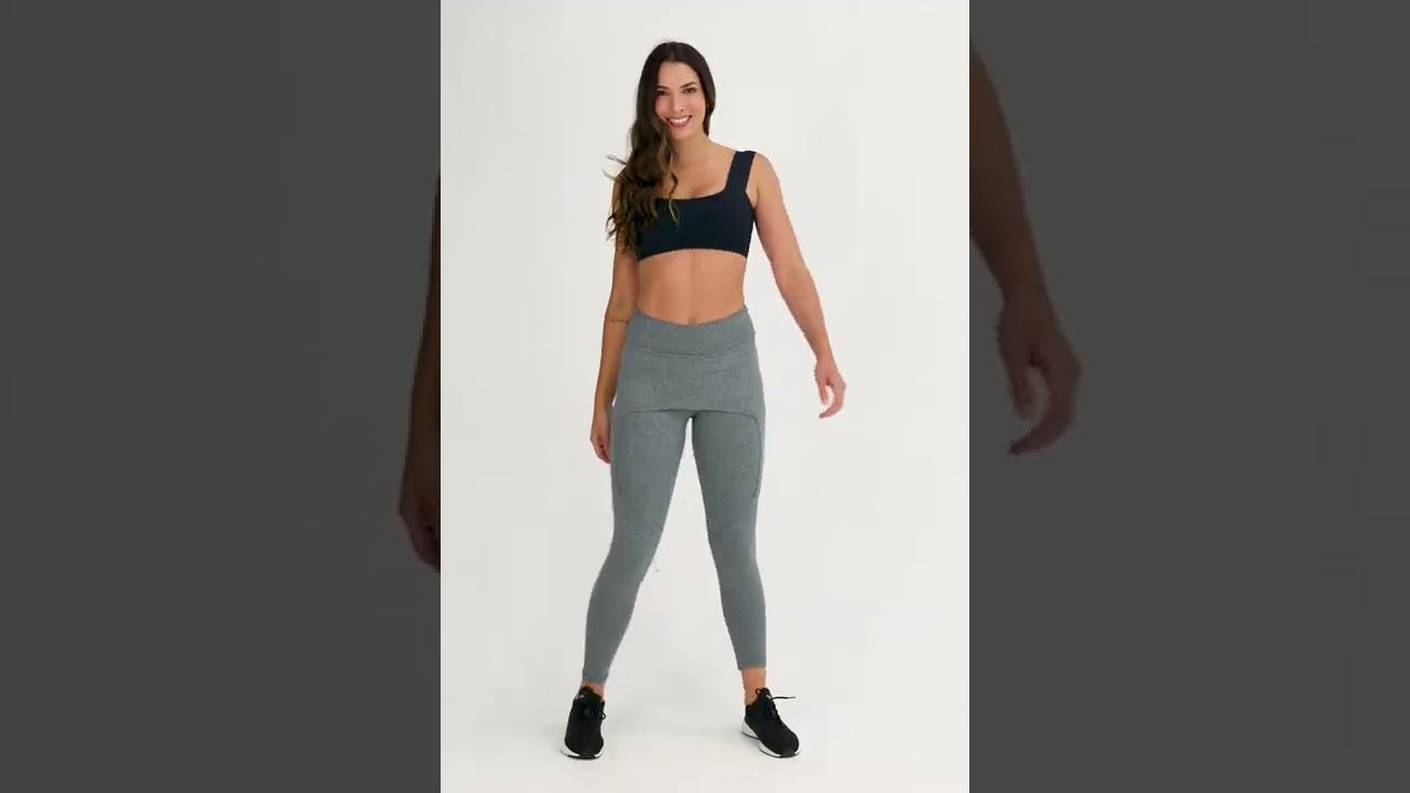 Conjunto Legging com Tapa Bumbum Cinza e Top Faixa Preto