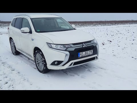 Wie fährt sich der Mitsubishi Outlander Hybrid im Schnee