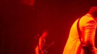 Willowz Richie Follin Jams with The Hives L.A. 2008