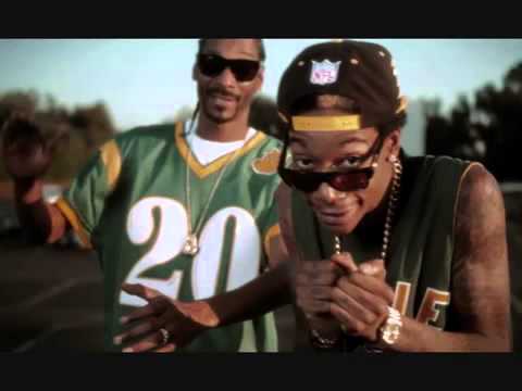 Snoop Dogg & Wiz Khalifa   Young, Wild and Free ft  Bruno Mars