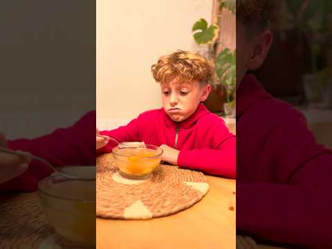 La soupe qui fait pas grandir en fait.. 😒 #humour #merefils #sketch #comedie #famille