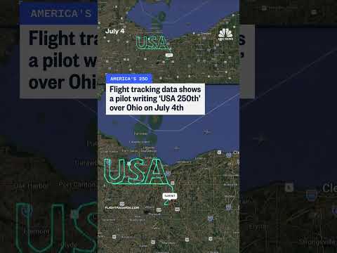 Flight tracking data shows a pilot writing 'USA 250th' over Ohio on July 4th