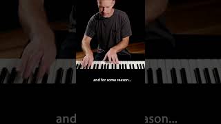 Caption pinned in comments👇👇👇