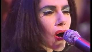 PJ Harvey Send His Love, Down By The Water Live Later With Jools Holland 20.05.95
