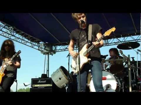 Tyler Dow Bryant & the Shakedown.MP4