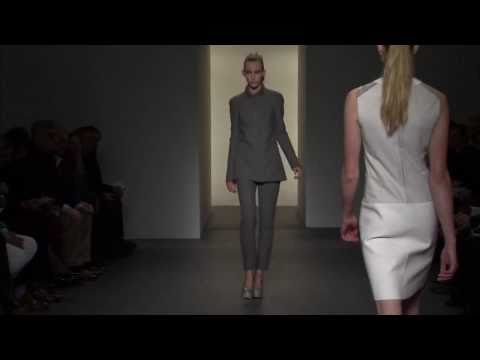 Calvin Klein Collection Women's Fall 2011 Runway Show