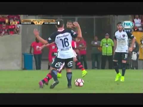 golazo de Miguel Trauco ante San Lorenzo por Copa Libertadores