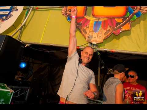 Luna Live-set@Hardclassics on the beach 2013