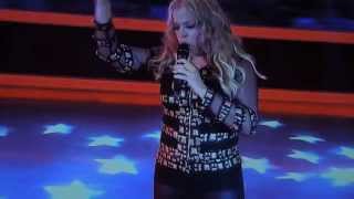 Ednita Nazario cantando La Más Fuerte