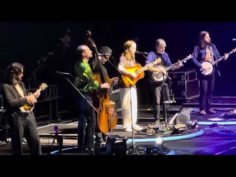 Billy Strings w/Bela Fleck & Mickey Raphael - Harbour of Love (The Stanley Brothers) Bridgestone