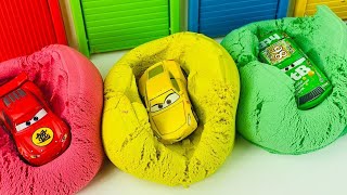 Lightning Mcqueen and Friends with Rainbow Sands Toytube