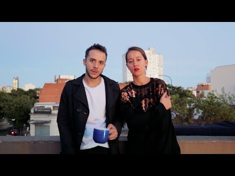 El Extraño video
