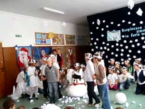 Bezpieczne zabawy zimowe.AVI