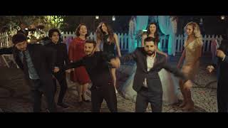 Download lagu Derya Uluğ & Ece Seçkin KAFALAR KARIŞIK ORİJİNAL mp3