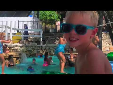 download lagu mp3 mp4 Beachside Billys, download lagu Beachside Billys gratis, unduh video klip Beachside Billys