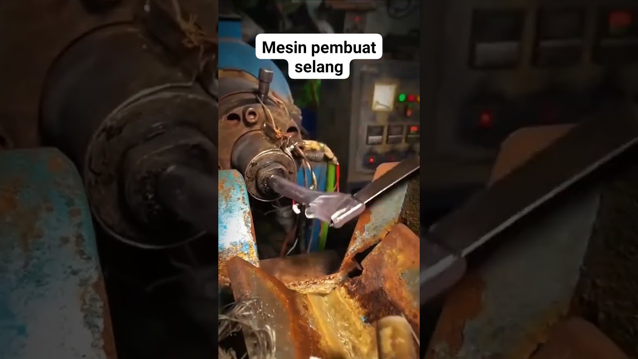 Mesin pembuat selang #shortvideo #funny #memes #jalanyanglurus