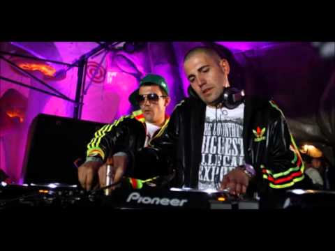 Mamooth Empire (Dimitri Vegas & Like Mike vs Empire of the Sun MASHUP)