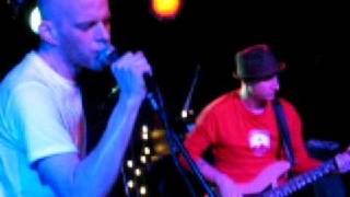 the standard model - happy xmas (war is over) (live @ arlene&#39;s grocery on december 12th, 2008)