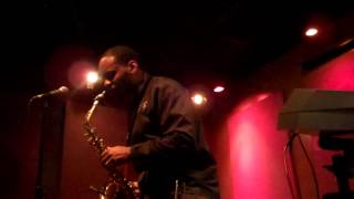 Jackiem Joyner performs Off The Wall live at Spaghettinis